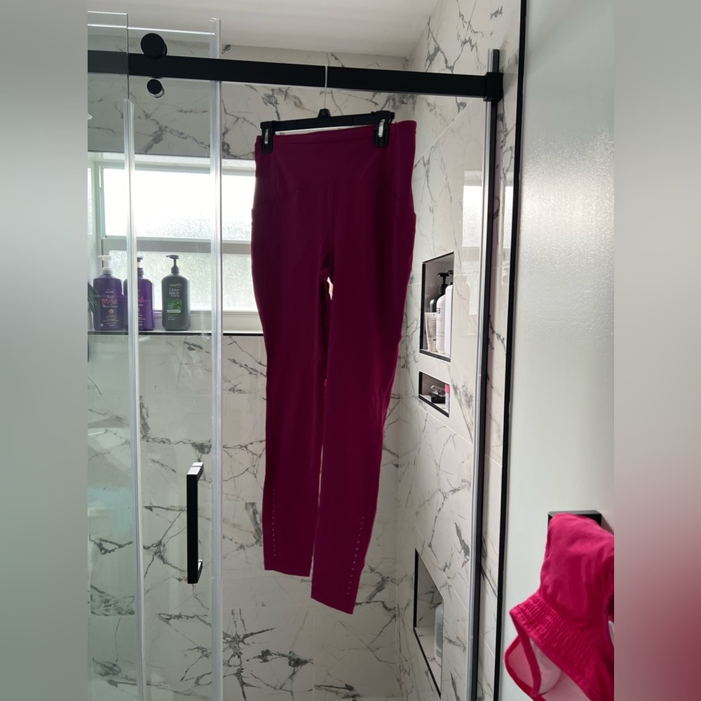 Lululemon - Swift Speed High Rise Tights 28” with Pockets